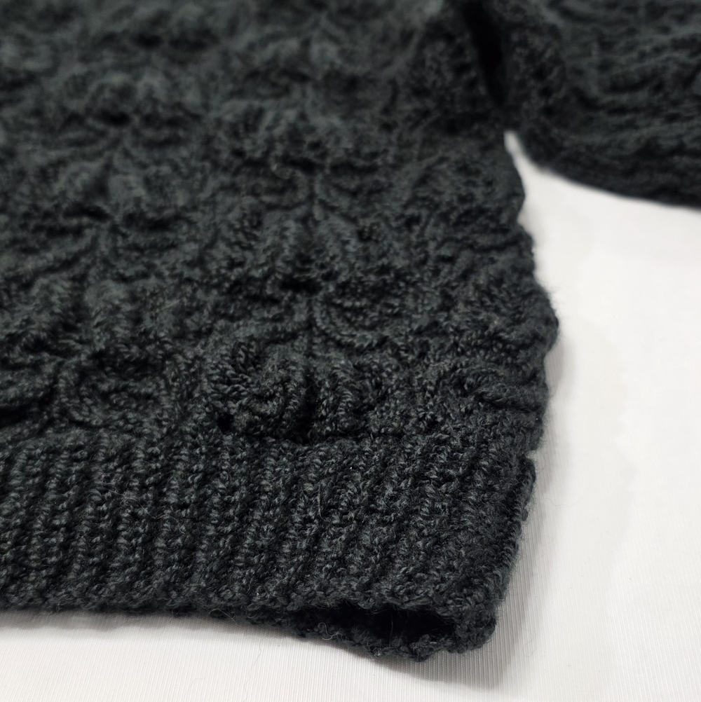 Hand Knit Sweater - Picture 4 of 5
